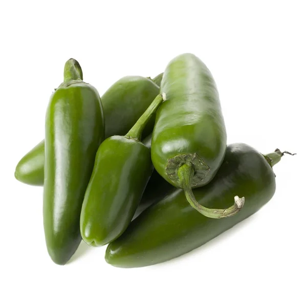 Manojo de chiles jalapeños verdes — Foto de Stock