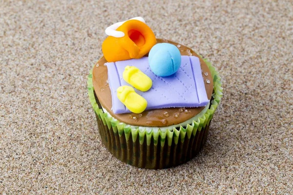 cupcake minyatür Topingler ile kum