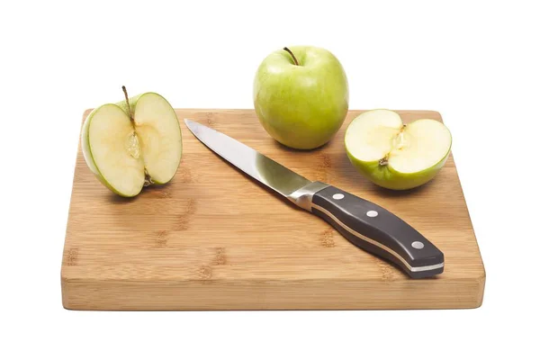 Manzanas verdes y cuchillo — Foto de Stock