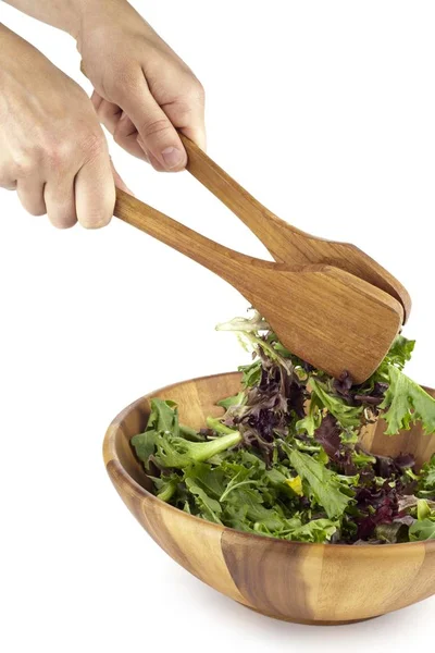 Sebze salatası karıştırma — Stok fotoğraf
