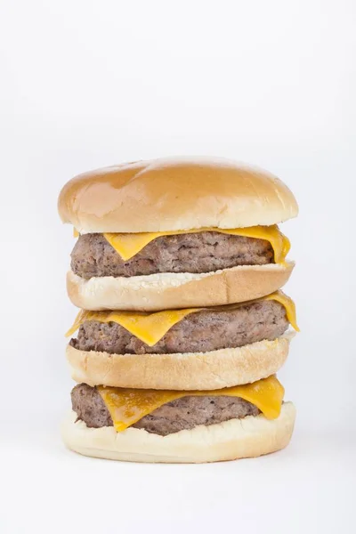 Lezzetli hamburger Studio vurdu