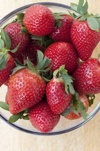 kase çilek Üstten Görünüm