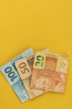 Brezilya para isolared Sarı zemin üzerine çeşitli değerleri