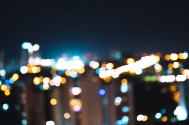 Siyah arkaplanda Bokeh Renkli Şehir Işıkları