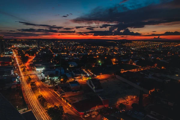 Ribeirao preto city in sao paulo an einem sonnenuntergangstag. Region von Pres — Stockfoto