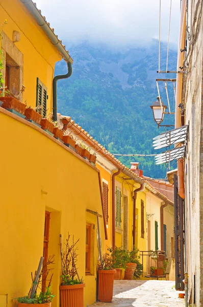 Przytulne ulice na wyspie Elba — Zdjęcie stockowe