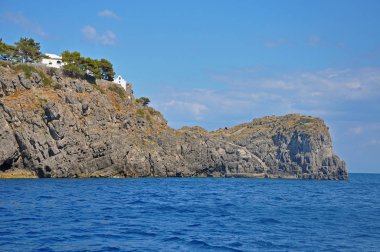 Amalfi kıyısındaki Rus adada