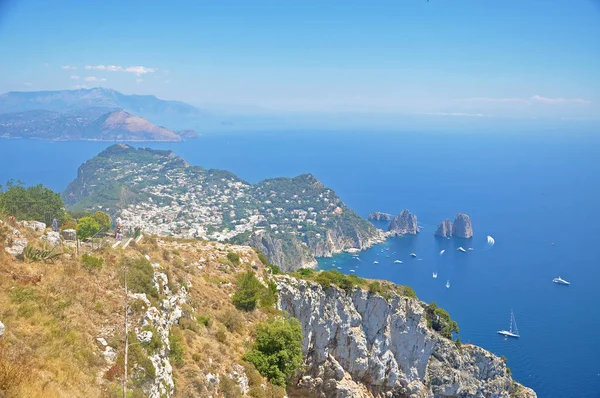 Capri ve lagün bakan Panoraması