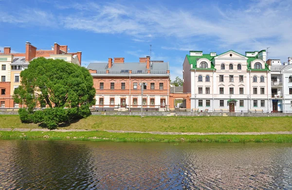 Embankment do rio em Pskov — Fotografia de Stock