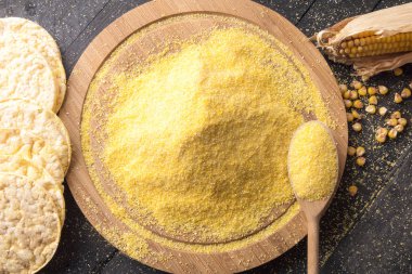 Kahvaltılık crispbread ve Mısır unu