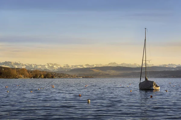 Voilier Ancré Sur Lac Zurich Coucher Soleil Paysage Avec Lac — Photo