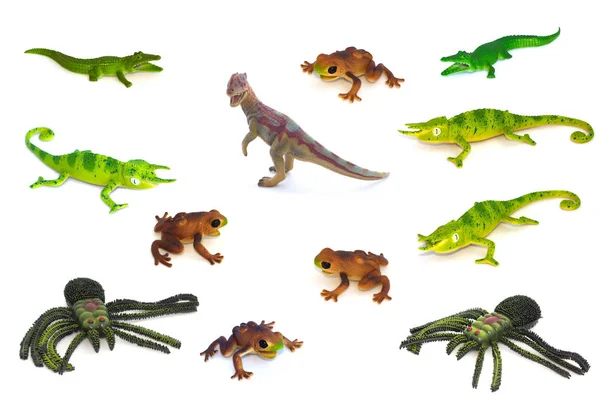 Collage de animales de juguete aislados sobre fondo blanco — Foto de Stock