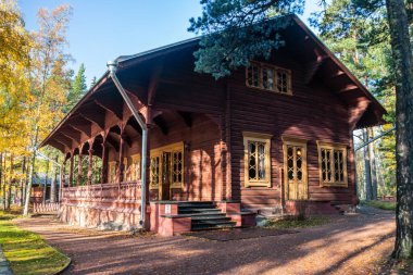 Kotka, Finlandiya - 15 Ekim 2019: İmparator III. Alexander balıkçı kulübesi Langinkoski.