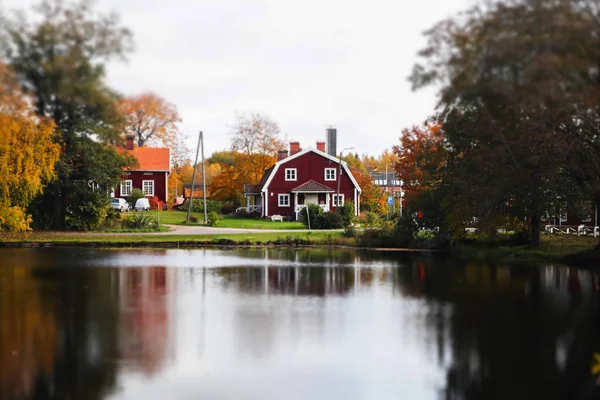 Veduta autunnale del vecchio villaggio Ruotsinpyhtaa, Finlandia . — Foto Stock