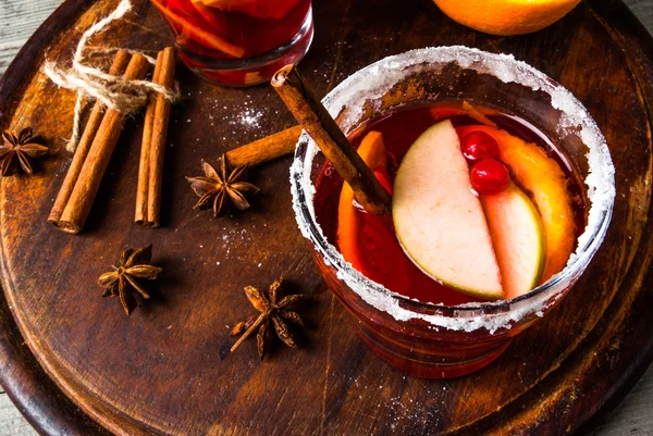 Fragrant autumn and winter sangria — Stock Photo, Image