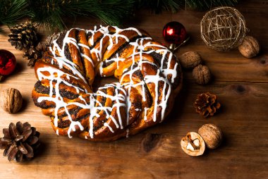 Noel kek: Dede ile tatlı kokulu halka