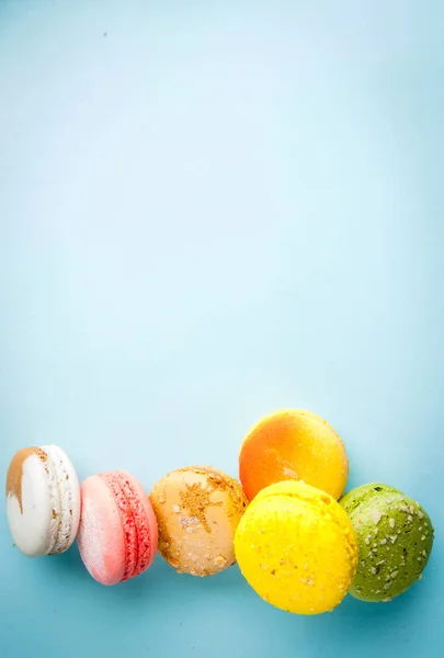 Разноцветные печенья из макарон — стоковое фото