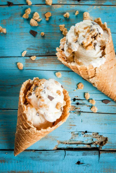 Dos conos de helado — Foto de Stock