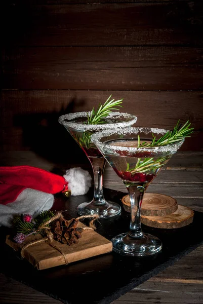 Christmas cocktail med tranbär och rosmarin — Stockfoto