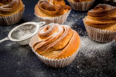 Modern pişirme - çörekler cruffins