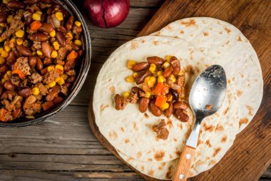 Geleneksel Meksika yemeği - chilli con carne