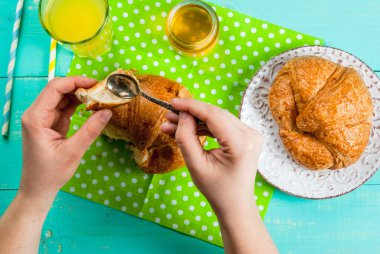 Yaz veya bahar continental kahvaltı