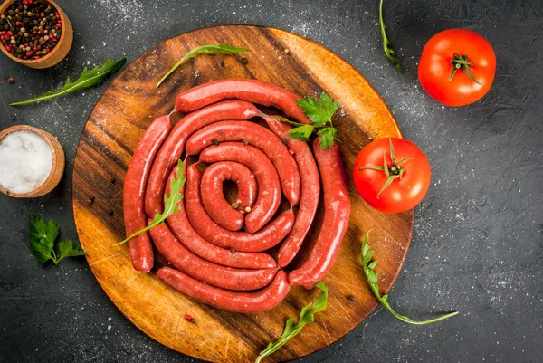 Ev yapımı çiğ Dana sosis