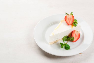Nane ve çilek Cheesecake