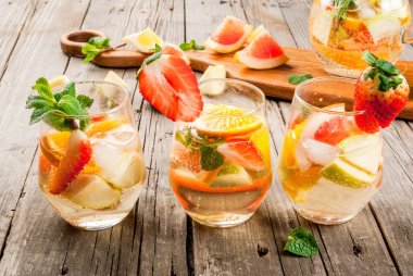 Yaz içki sangria