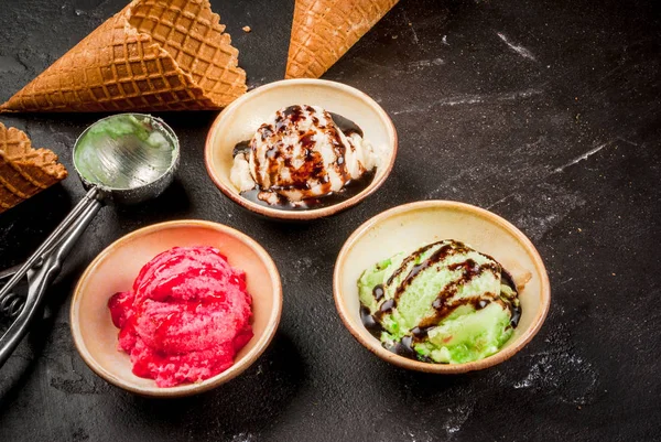 カラフルなアイスクリームのセット — ストック写真