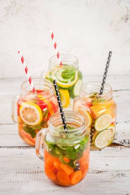 İnfüzyon ferahlatıcı sular yelpazesi