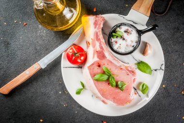 Kızartma ızgara domuz pirzola