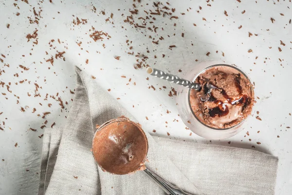 Bebida de chocolate gelado — Fotografia de Stock