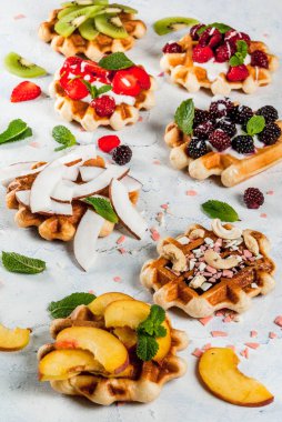 Farklı Topingler ile Belçika gofret