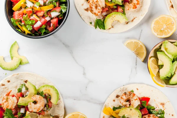 Tacos with salsa and shrimp — Stock Photo, Image