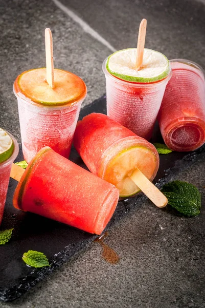 Cocktail maison popsicles — Photo