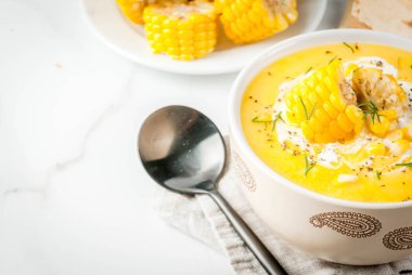 Geleneksel sonbahar Mısır çorbası