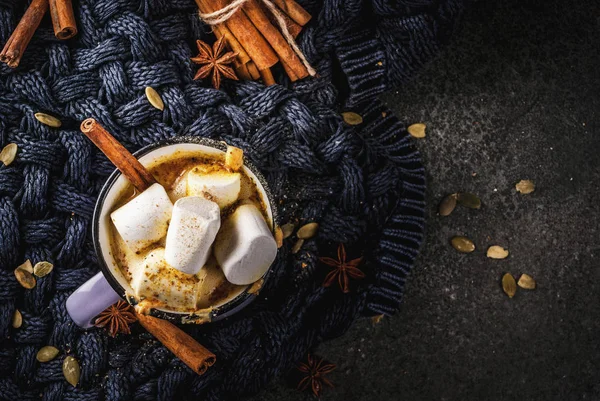 Hete kruidige pompoen witte chocolade — Stockfoto