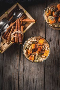 Kabak pasta gecede yulaf ezmesi