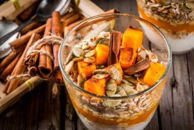 Kabak pasta gecede yulaf ezmesi