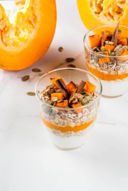 Kabak pasta gecede yulaf ezmesi