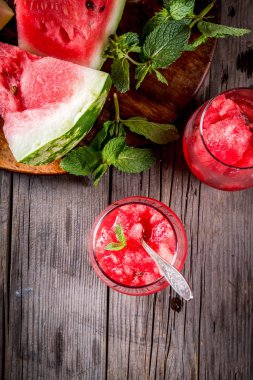 Karpuz granit dondurma