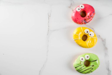 Canavarlar donuts Cadılar Bayramı için