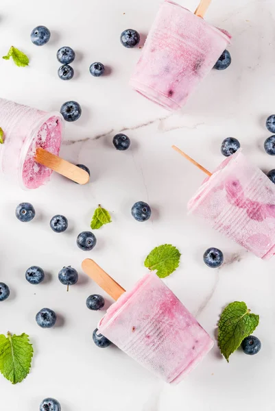 Gelados de mirtilo — Fotografia de Stock