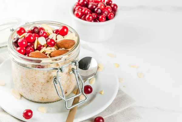 Overnight oats with almond and cranberry