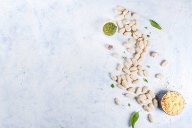 Çiğ çiğ Patates gnocchi