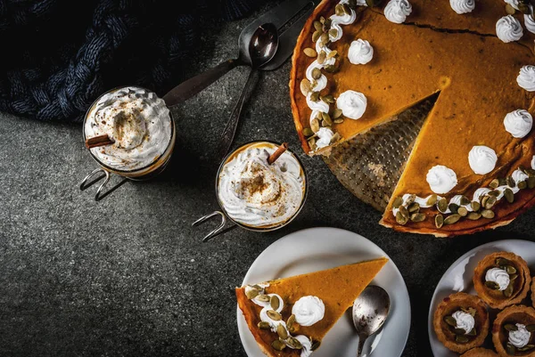 Kabak pasta, tartlets ve latte