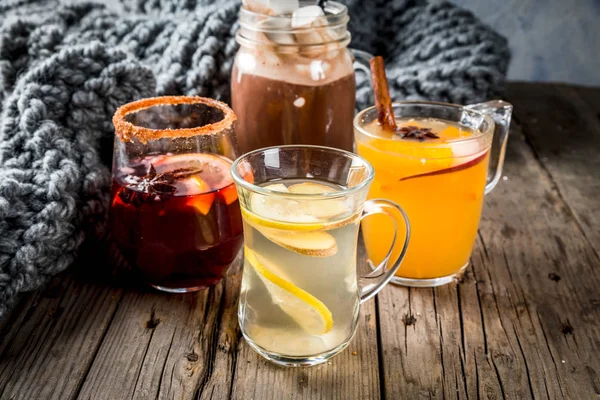 4 sonbahar içecekler kümesi