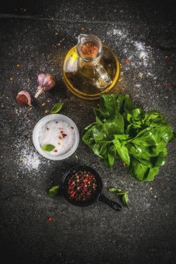 Akşam yemeği yemek için baharat