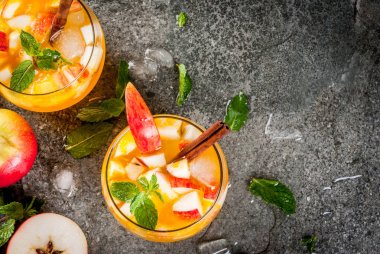 Elma elma şarabı mojito